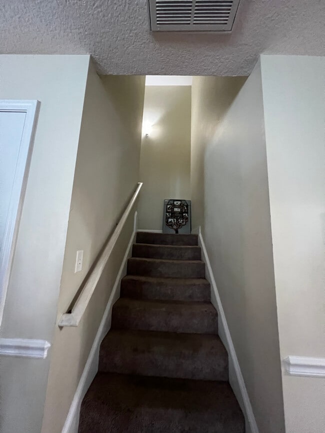 Building Photo - 616 Piedmont Ave