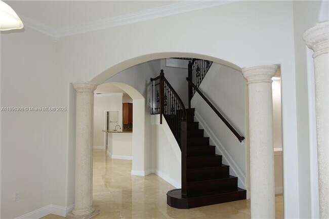 Building Photo - 18125 NW 89th Ct