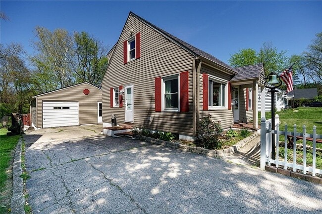 Building Photo - 81 Thorpe Dr
