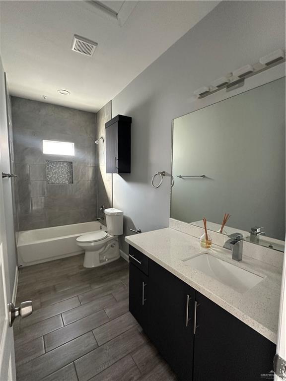 Building Photo - 13 South Dr