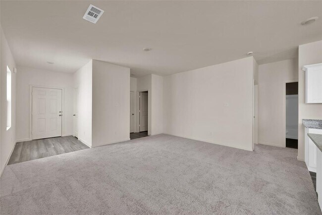 Building Photo - 583 Firemoon St
