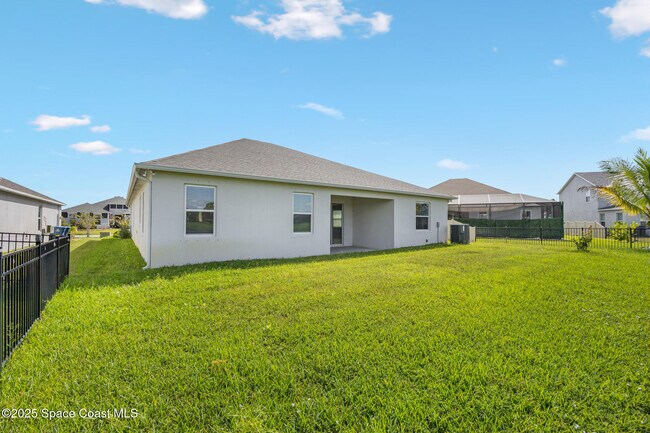Building Photo - 3520 Rixford Way