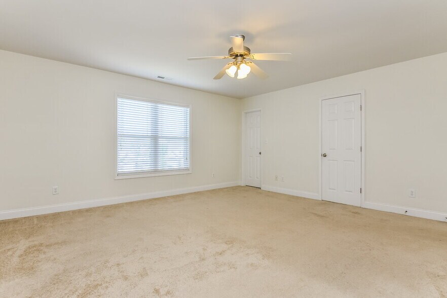 Building Photo - 3151 La Costa Way