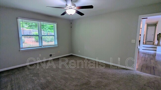 Building Photo - 3290 Forest Creek Dr SW