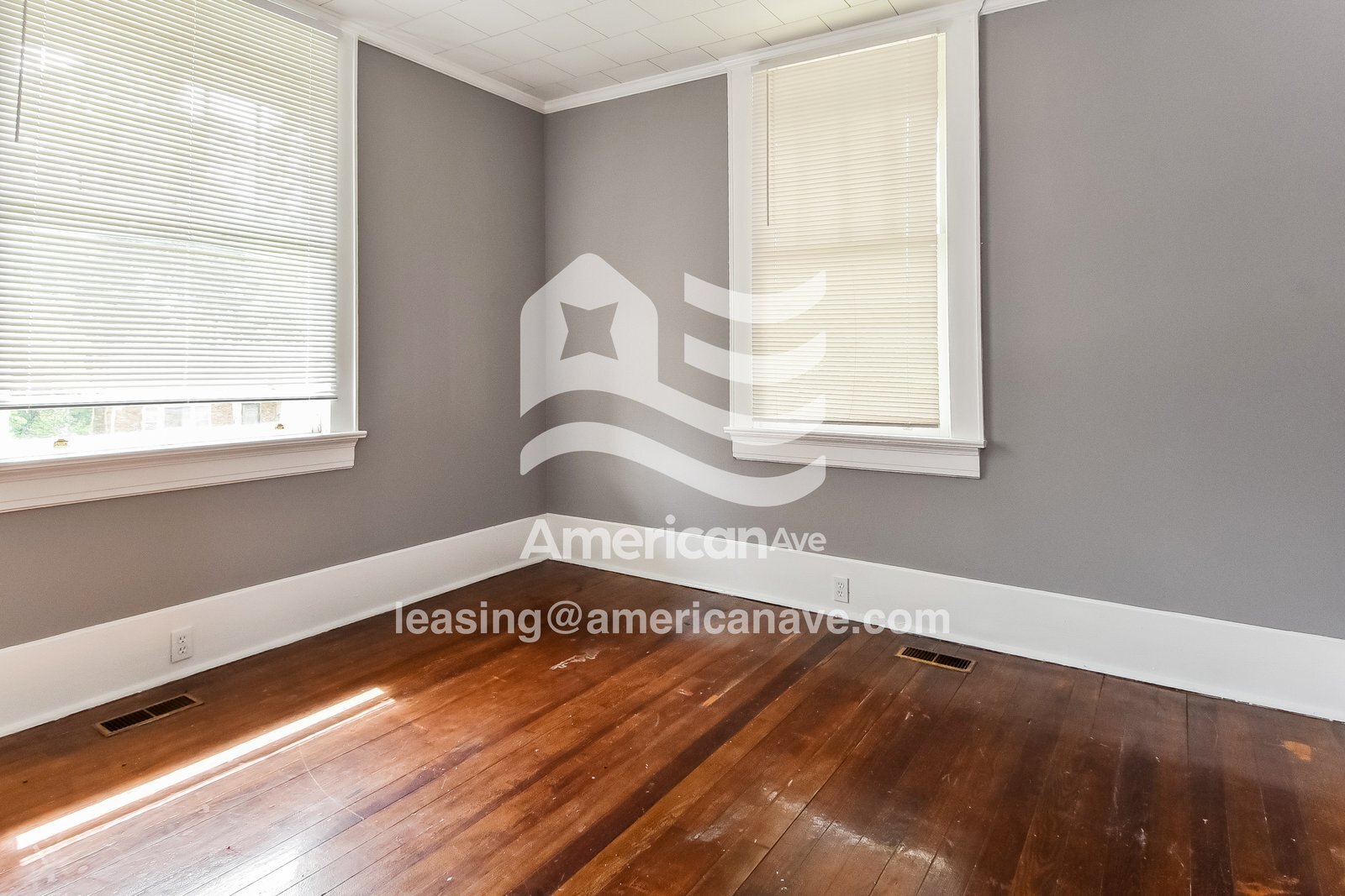 Building Photo - 204 S Adair St