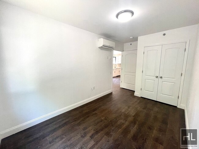 Building Photo - Alderton St