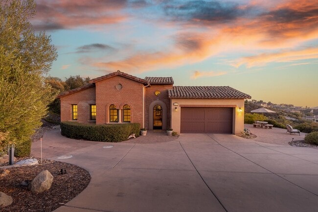 Building Photo - 29472 Welk Highland Dr