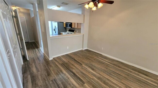 Building Photo - 4638 Sabal Key Dr