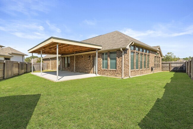 Building Photo - 25402 Kidwiler Dr
