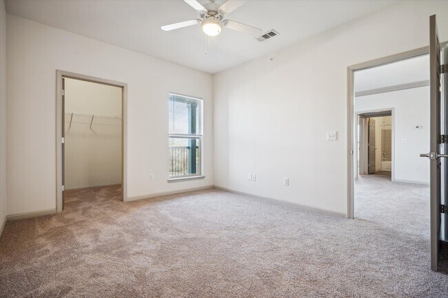 B1 - 2 Bed / 2 Bath - 967 Sq.Ft. - Fountains at Meadow Wood