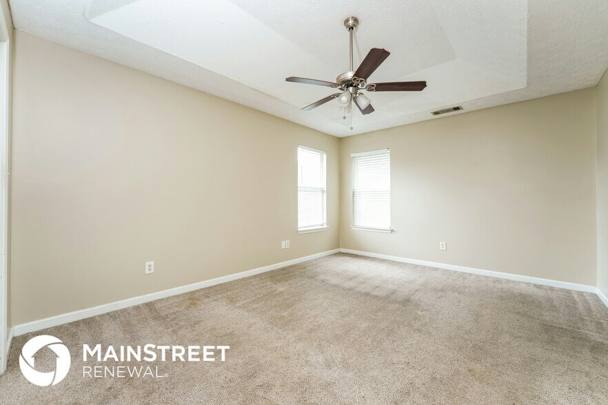 Building Photo - 5795 Meadowview Rd