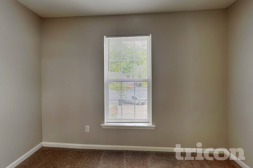 Building Photo - 1549 Rumstone Ln