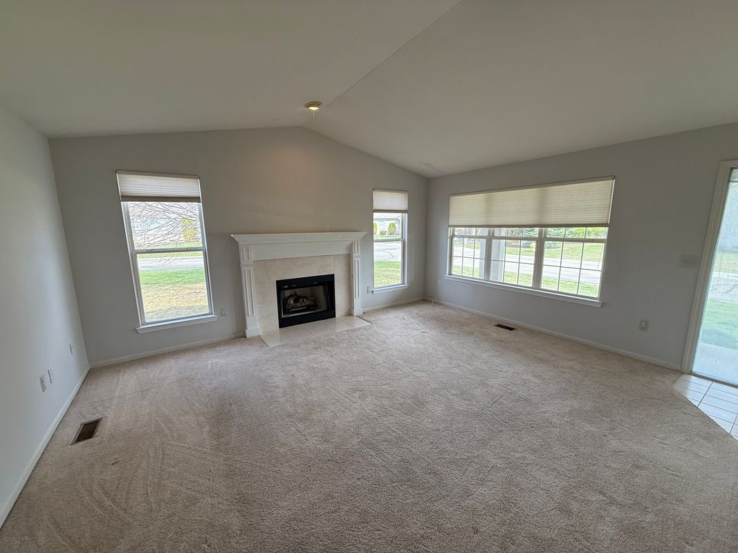 Building Photo - 41506 Greenspire Dr