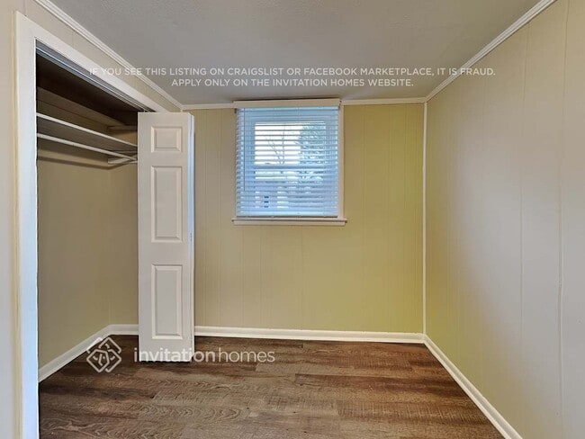 Building Photo - 7944 Stallion Dr