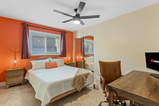 Building Photo - 79 S Brevard Ave