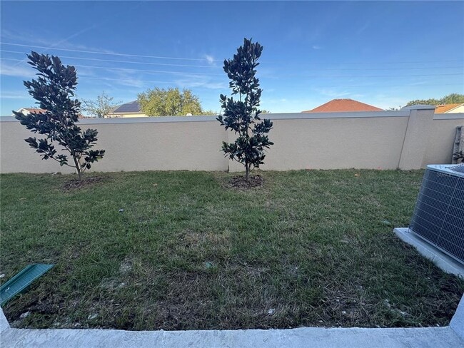 Building Photo - 331 Sol Vis Dr