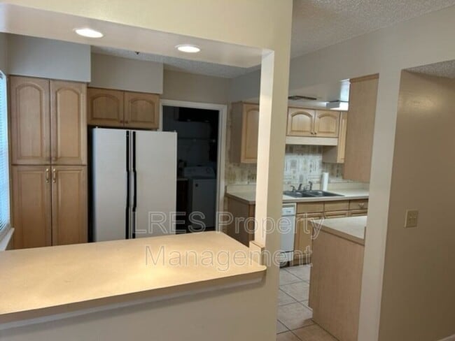 Building Photo - 4603 Lighthouse Cir