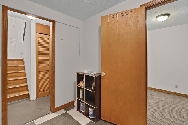 Building Photo - 129 Dowd Ave