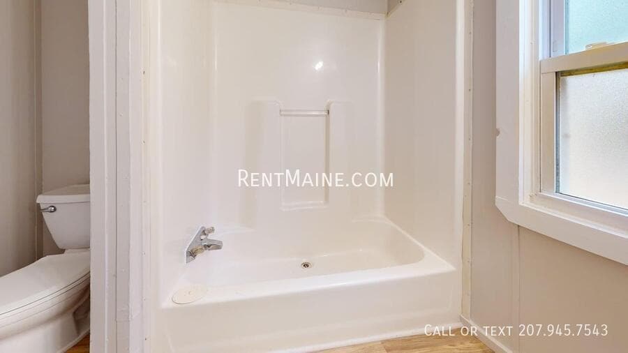 Building Photo - 43 Sweet Fern Dr