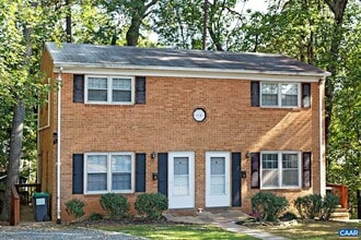Building Photo - 110 Olinda Dr