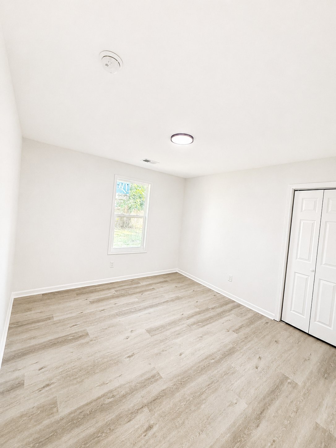 Building Photo - 1808 Cephas St