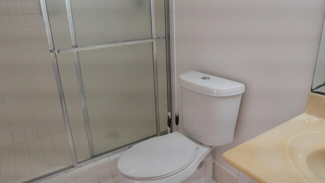 Building Photo - 400 SW 134th Way