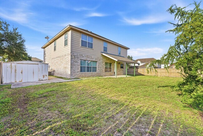 Building Photo - 2417 Frontera Rd