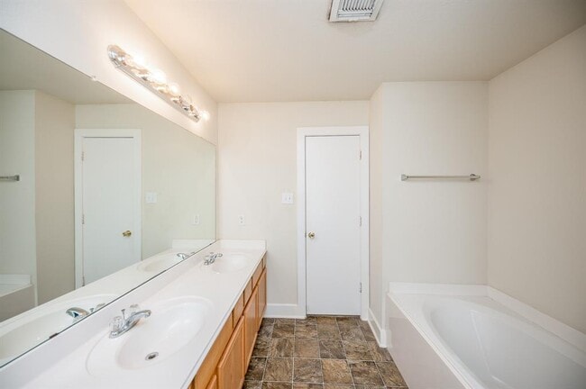Building Photo - 5839 Sonoma Ridge