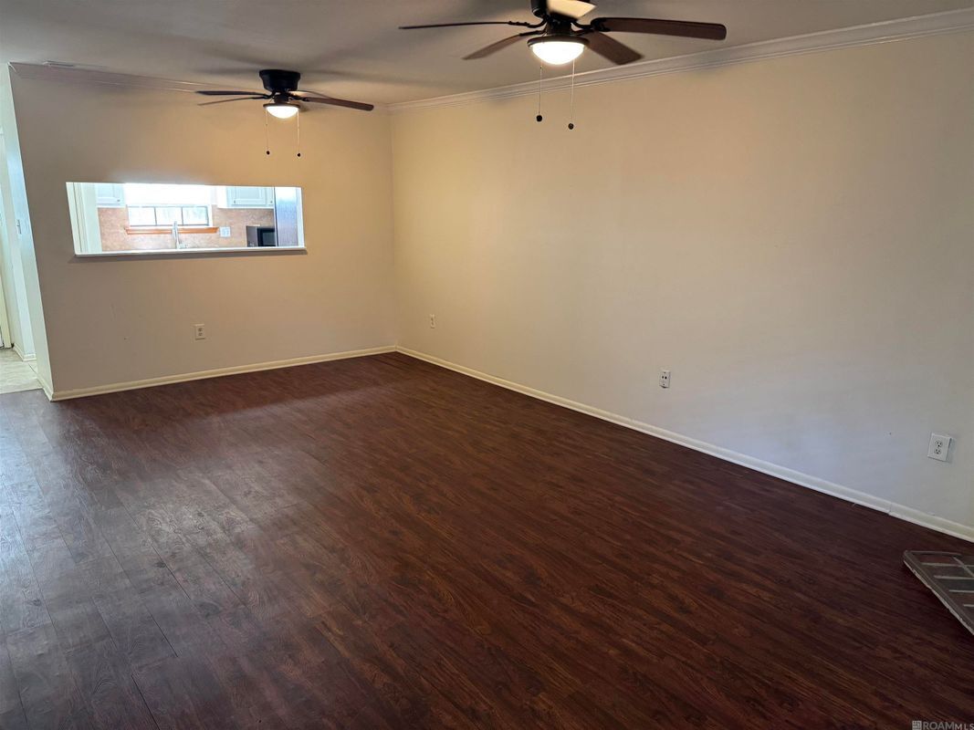 Building Photo - 4454 Stumberg Ln