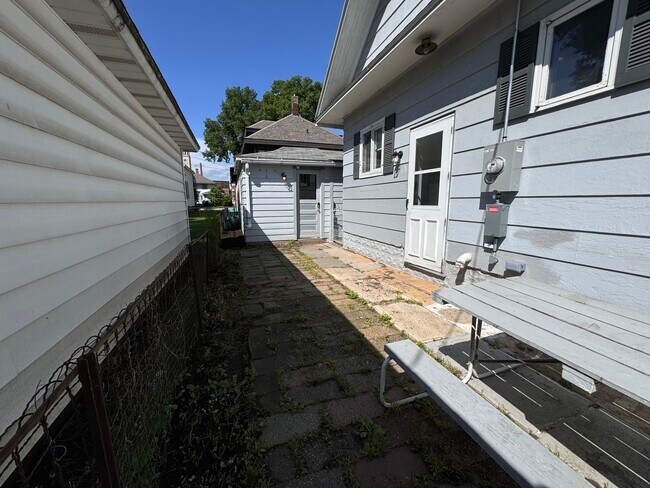 Backyard - 313 Chestnut St