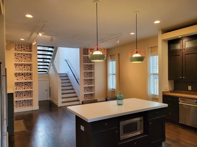 Building Photo - Luxury 12 South Brownstone with Courtyard | Rooftop Deck with Fireplace & Scenic Views | 2-Car Ga...
