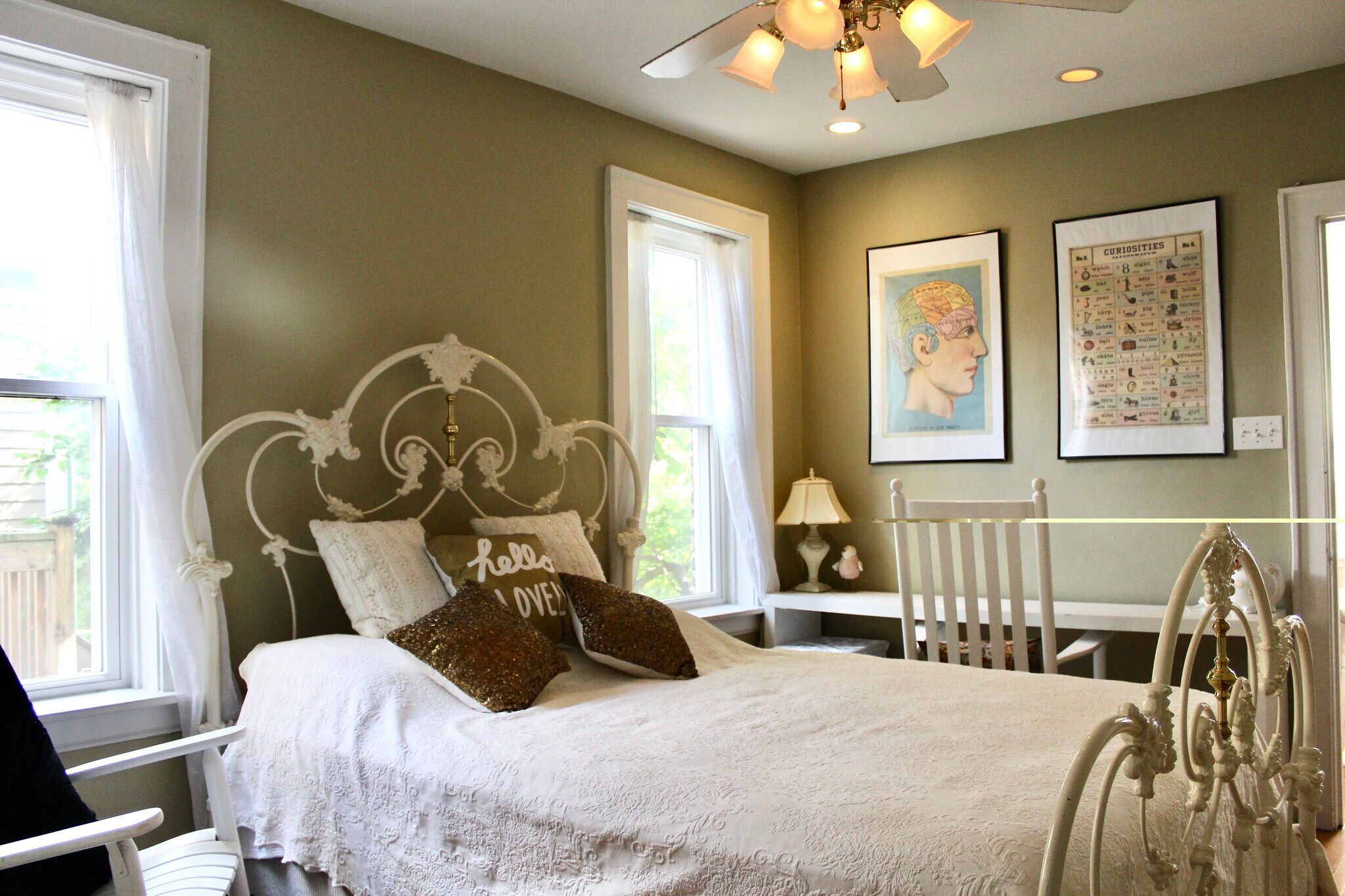 Building Photo - 732 Mulford St