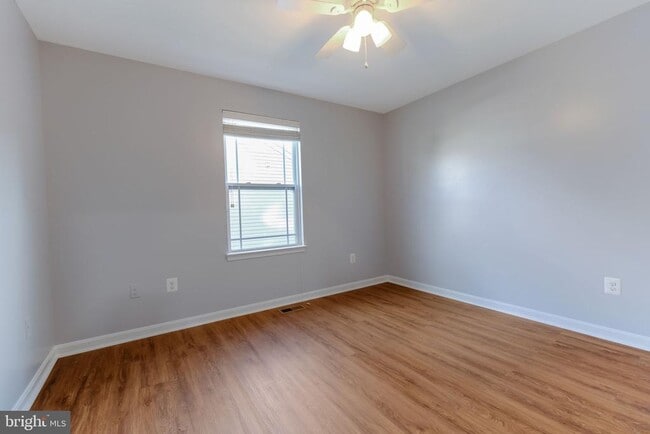 Building Photo - 9909 Millies Manor