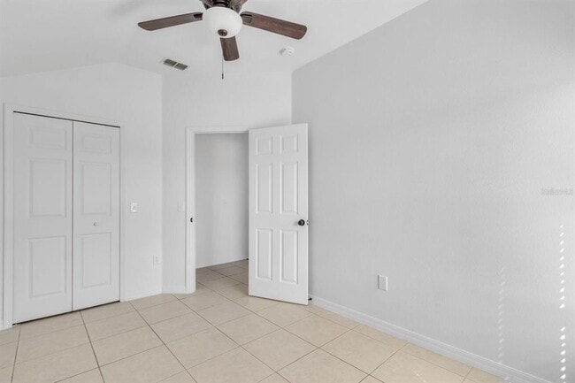 Building Photo - 2113 Jessa Dr