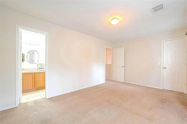 Building Photo - 3422 Glenmore Meadow Dr
