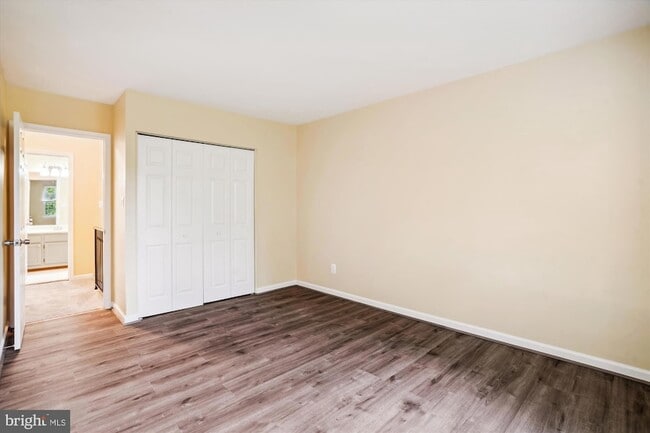 Building Photo - 2970 Schubert Dr