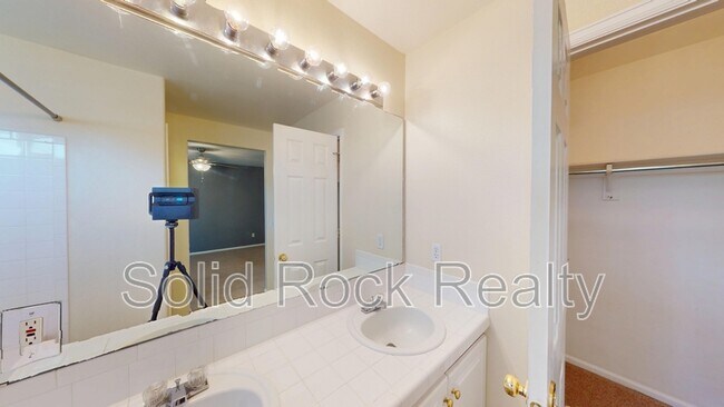Building Photo - 4656 Canyon Wren Ln