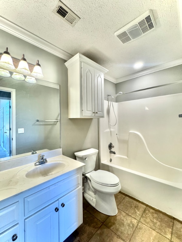 Building Photo - 54 Lawrence Rd