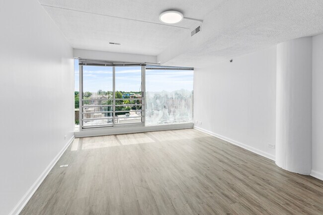 Building Photo - 1770 1st St