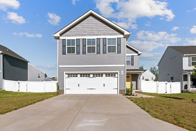 Building Photo - YORK COUNTY 4Bdrm w/Fenced BCKYD.