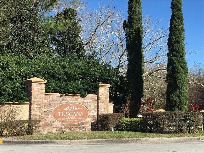 Building Photo - 1371 Tuscan Terrace