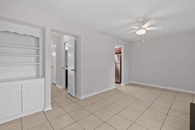 Building Photo - 5516 Amhurst Ct