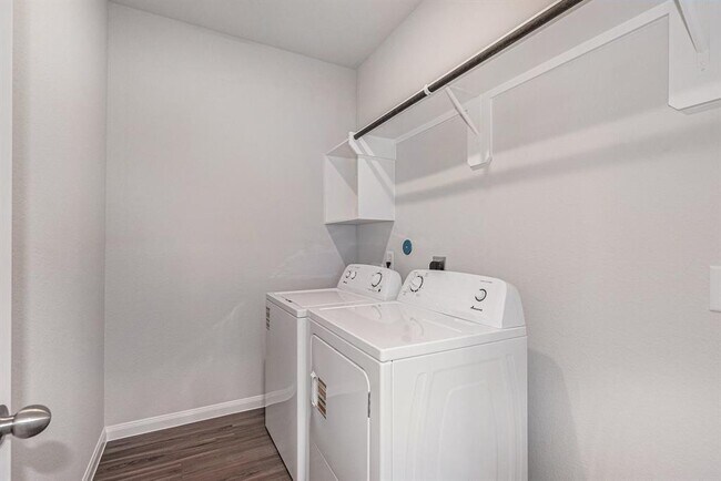 Building Photo - 13641 Goldeye Dr