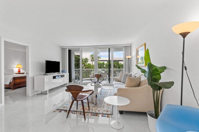 Building Photo - 2780 S Ocean Blvd
