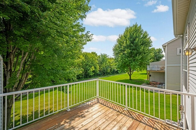 Building Photo - 7637 Century Blvd