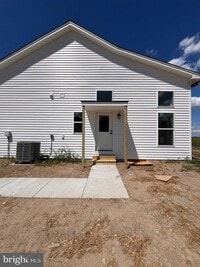 Building Photo - 8641 Sandy Beach Ln