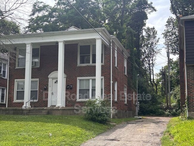 Primary Photo - 1115 Richmond Ave