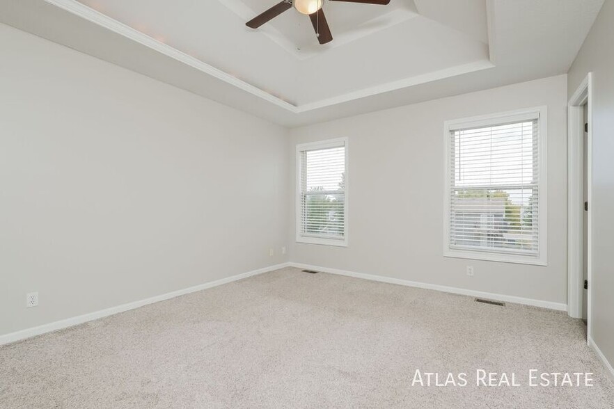 Building Photo - 8608 NE 111th St