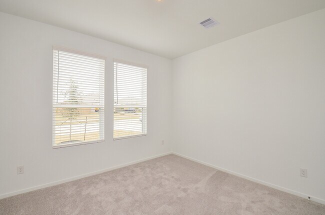 Building Photo - 26506 Coast Redwood Dr