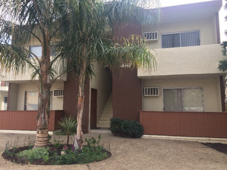 Building Photo - 14718 Magnolia Blvd